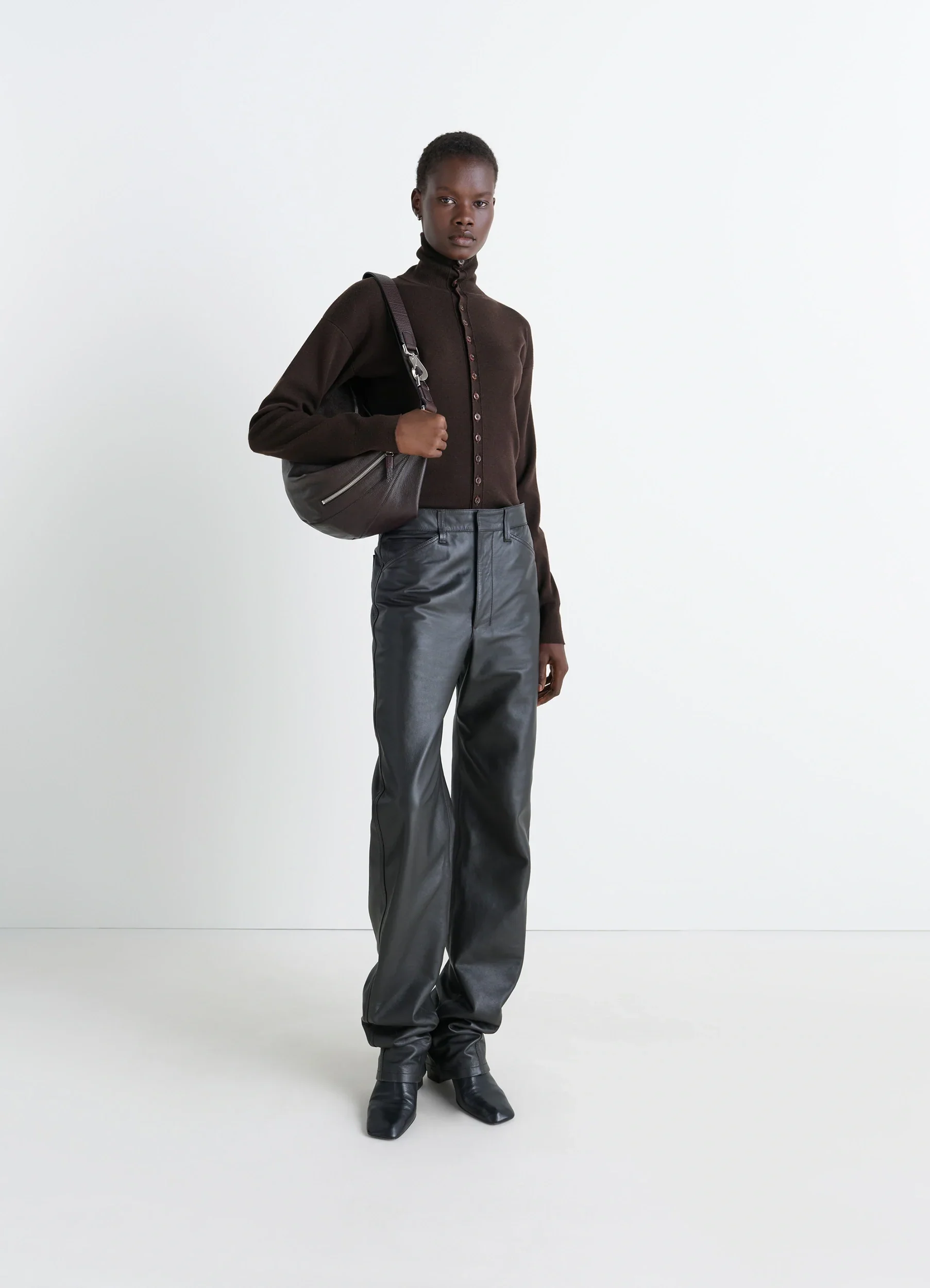 BUTTONED FITTED CARDIGAN - Image 2