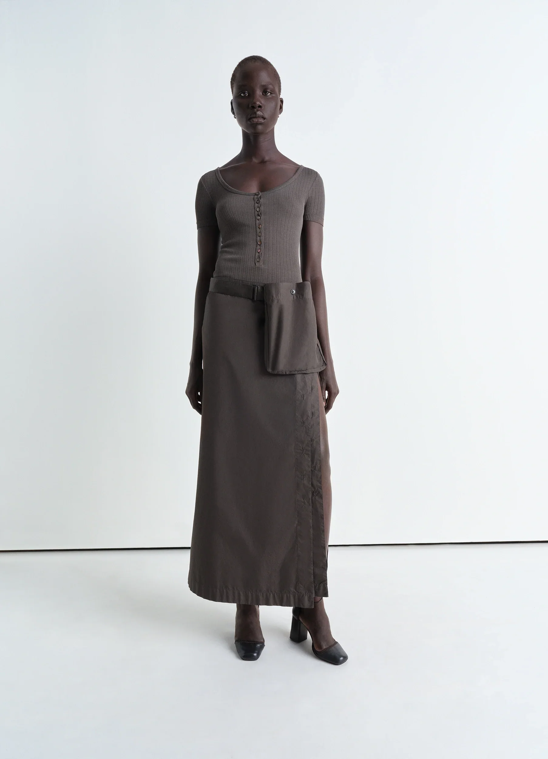 BUTTONED LONG SKIRT