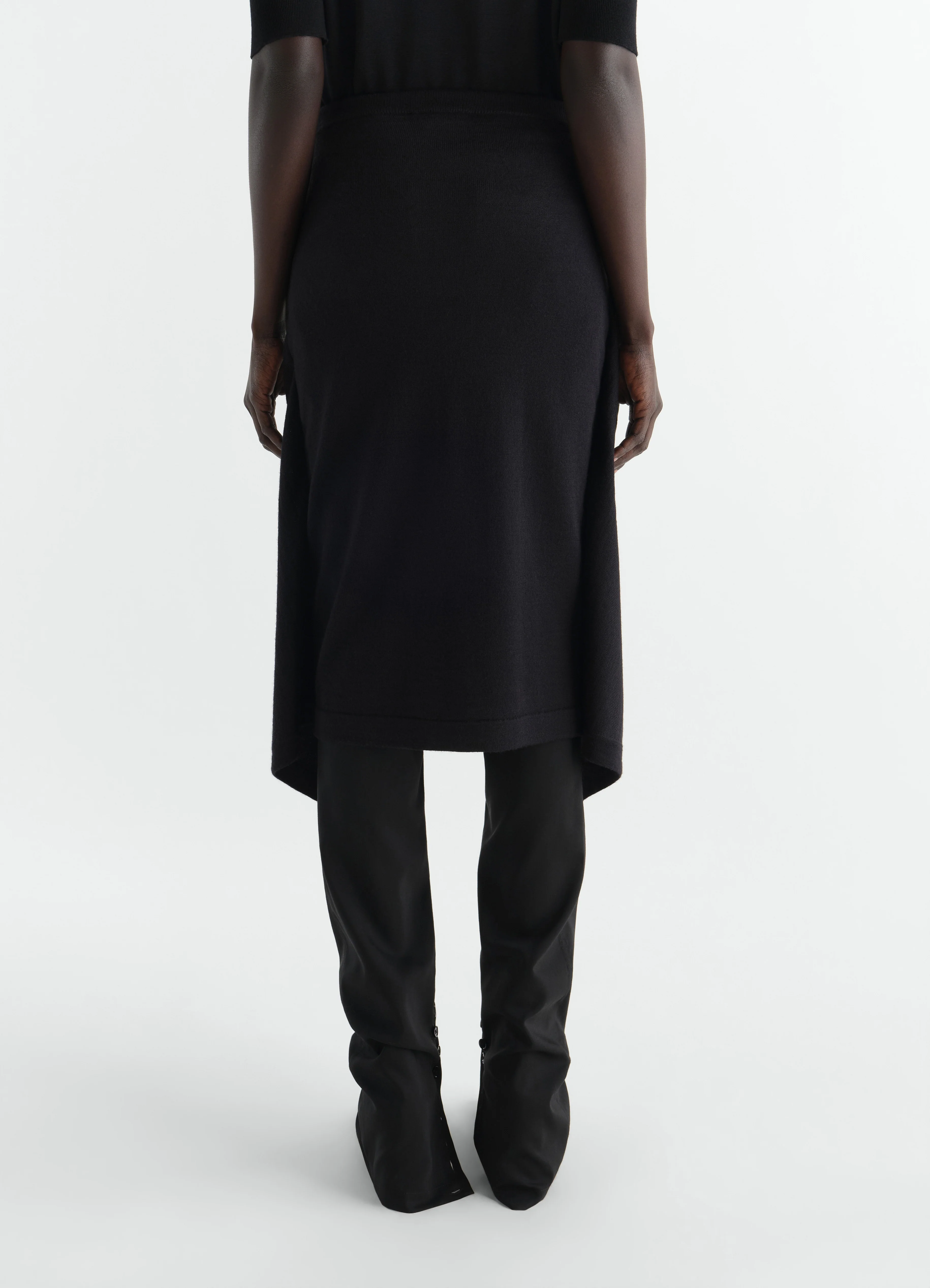 BUTTONED SKIRT IN MERINO WOOL BLEND - Image 4