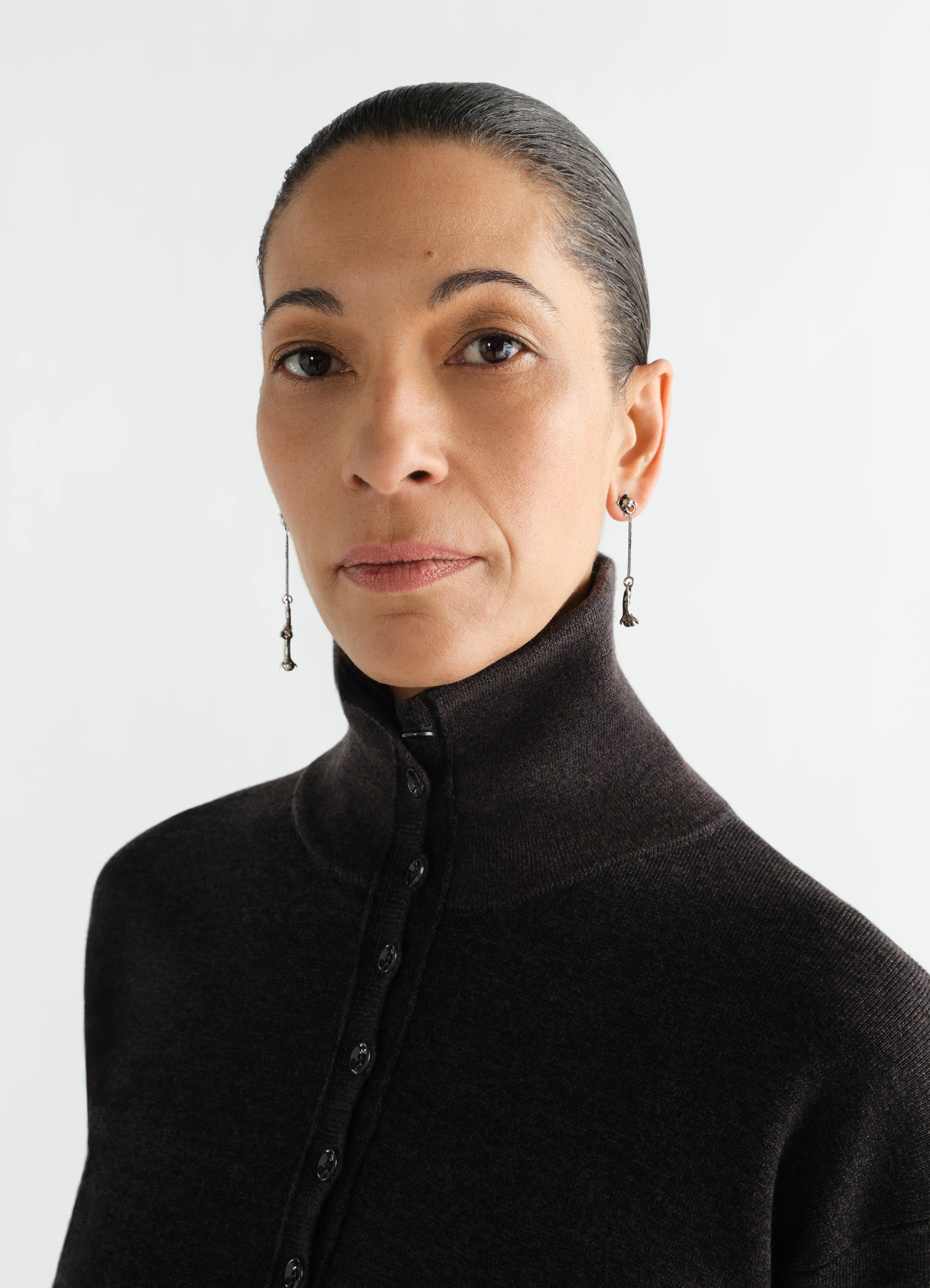 CLOVE PENDANT EARRINGS - Image 2