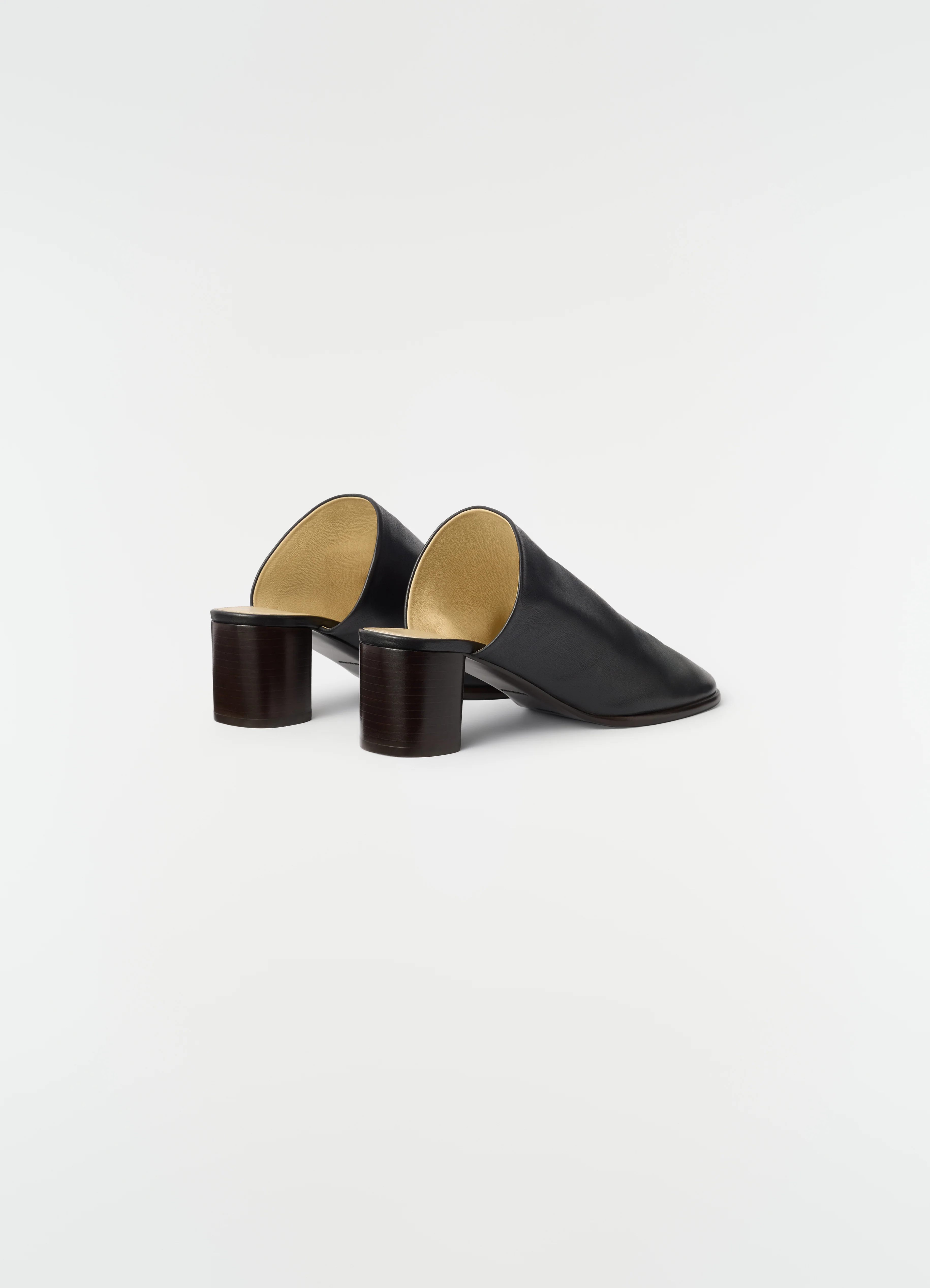 55 MM GLOVE SLINGBACK PUMPS IN SUPPLE LAMBSKIN - Image 3