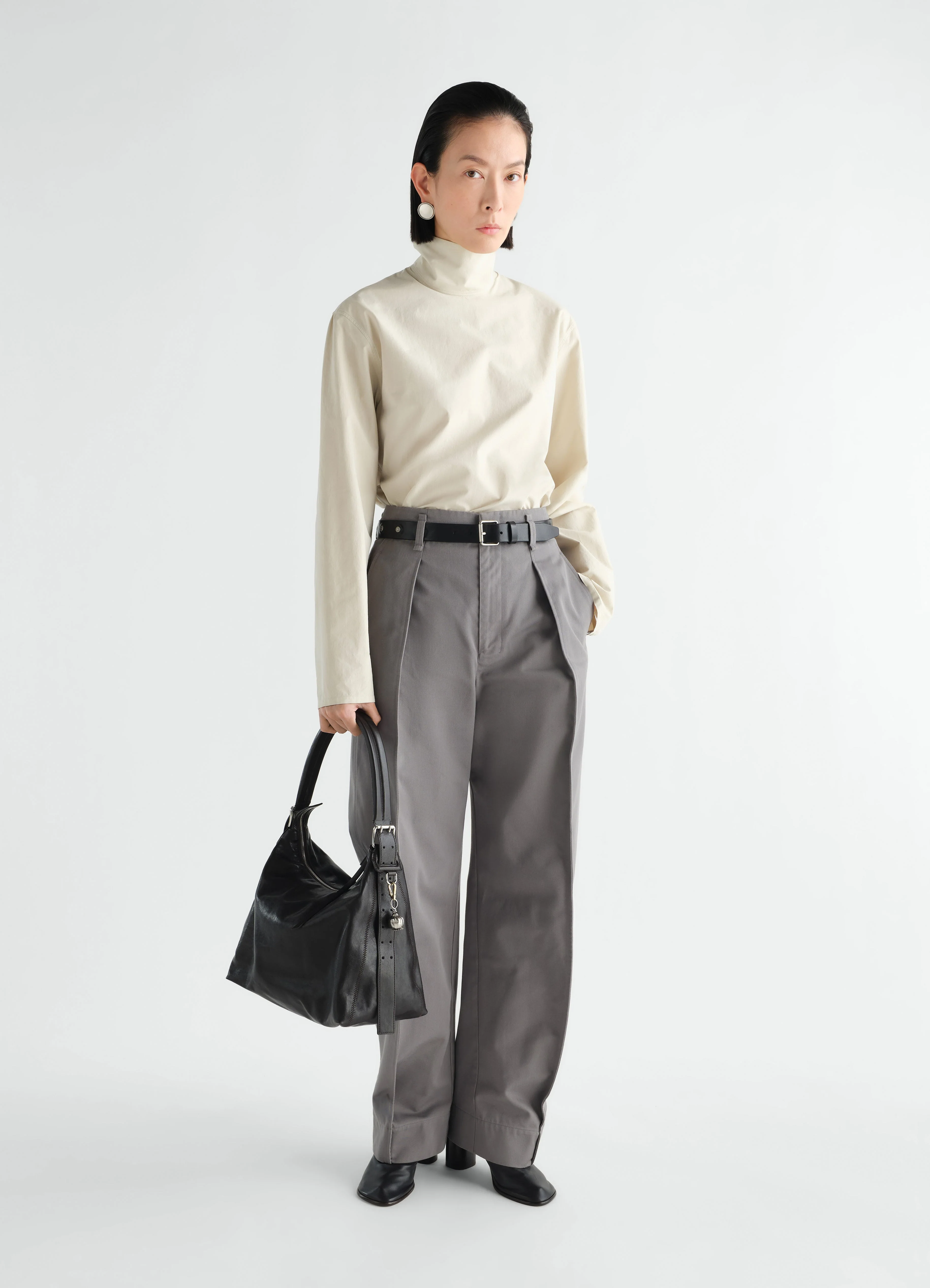 STAND-COLLAR TOP IN LIGHT COTTON CHAMBRAY - Image 3