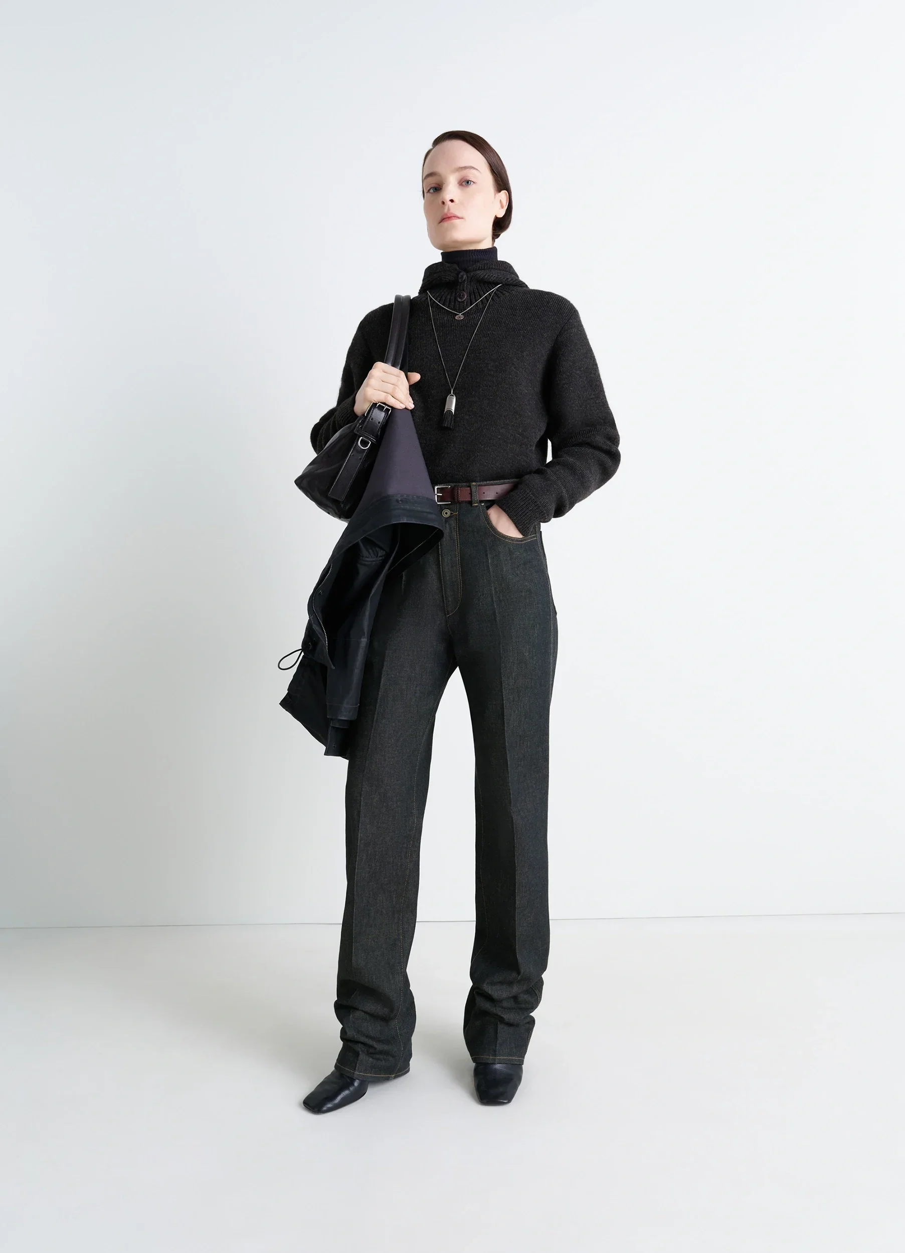 HIGH WAISTED STRAIGHT PANTS