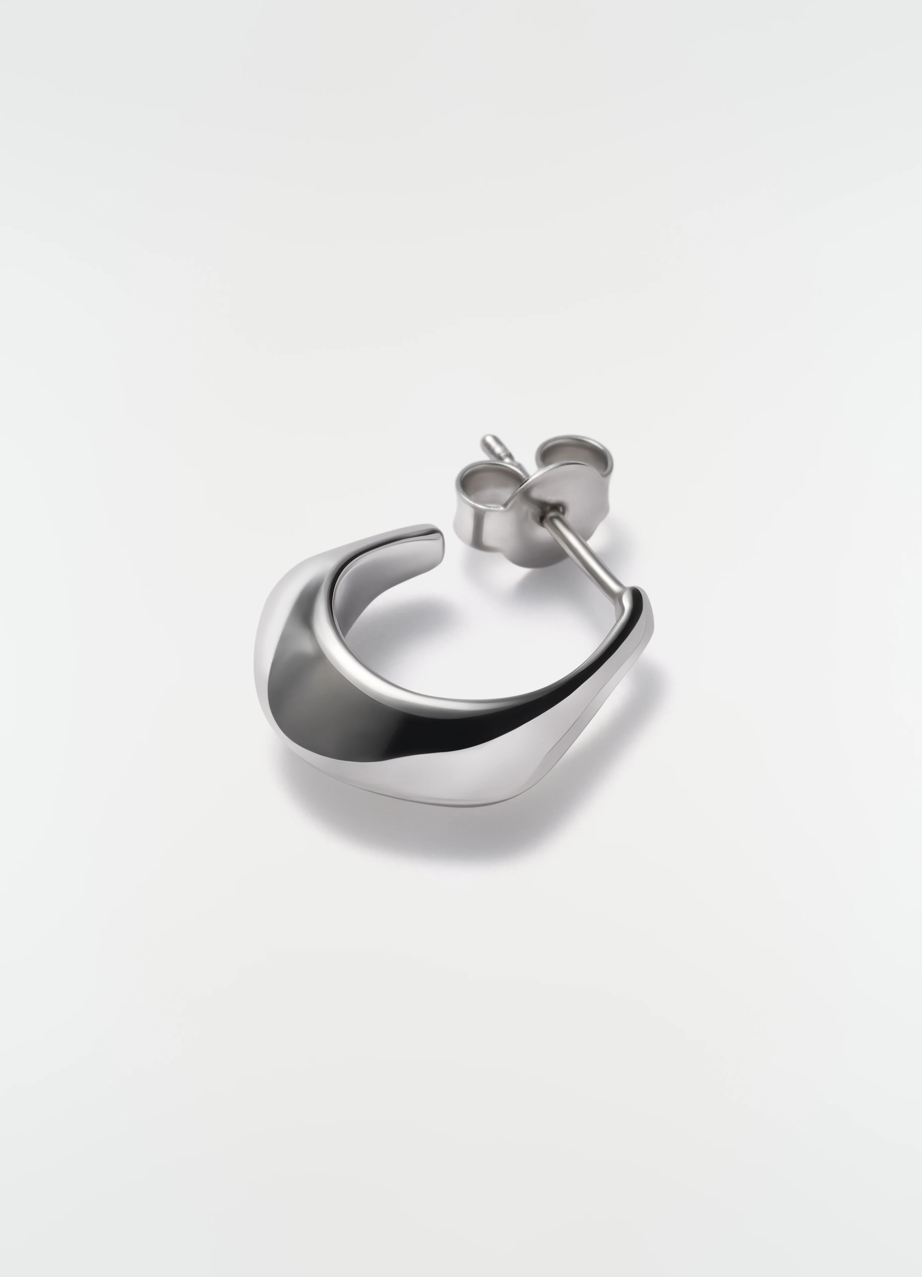 MINI DROP EARRING IN SILVER - Image 4