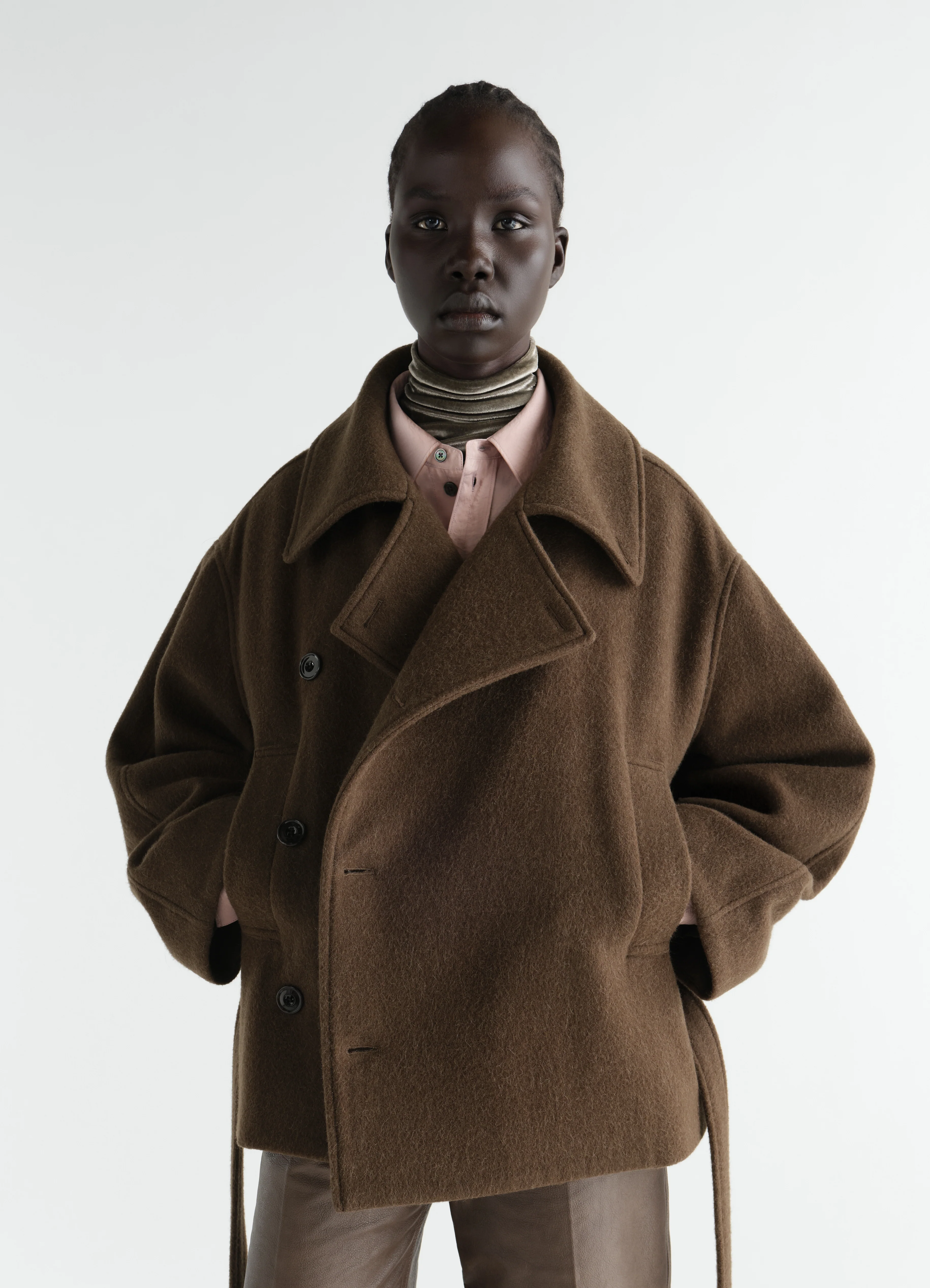 SHORT WRAP COAT IN FELTED WOOL AND ALPACA BLEND - Image 4