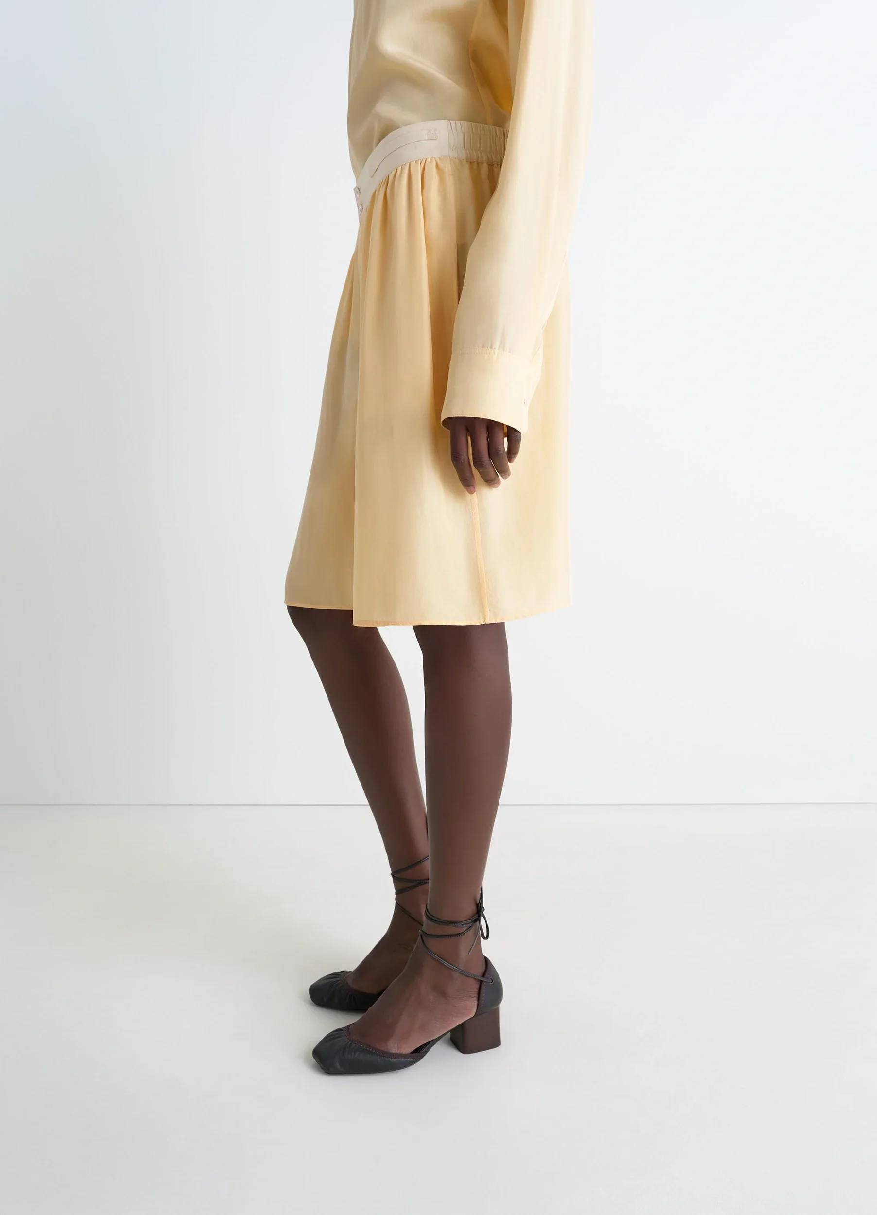 SOFT SHORTS - Image 4
