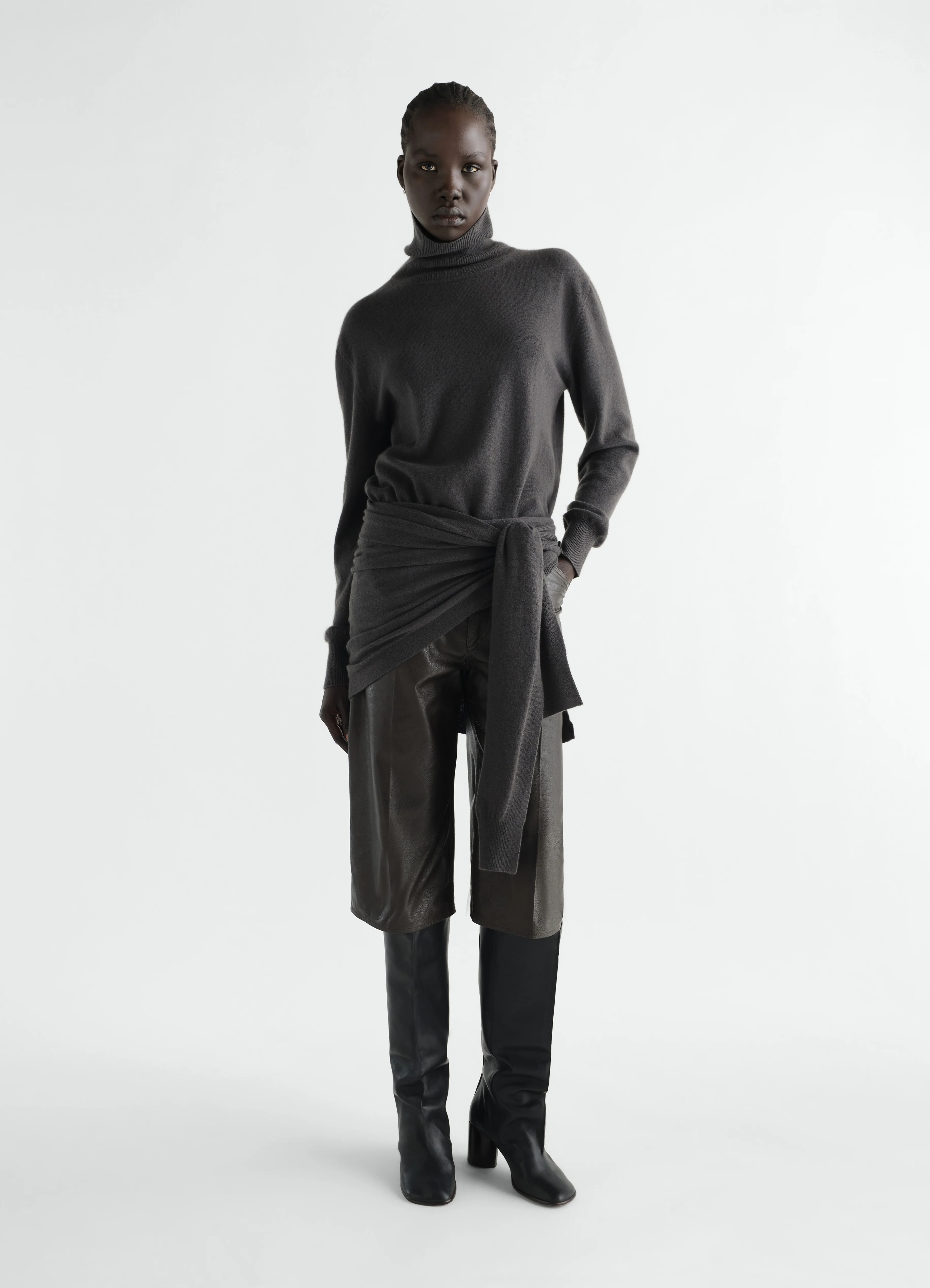 STAND-COLLAR SWEATER IN CASHMERE - Image 2