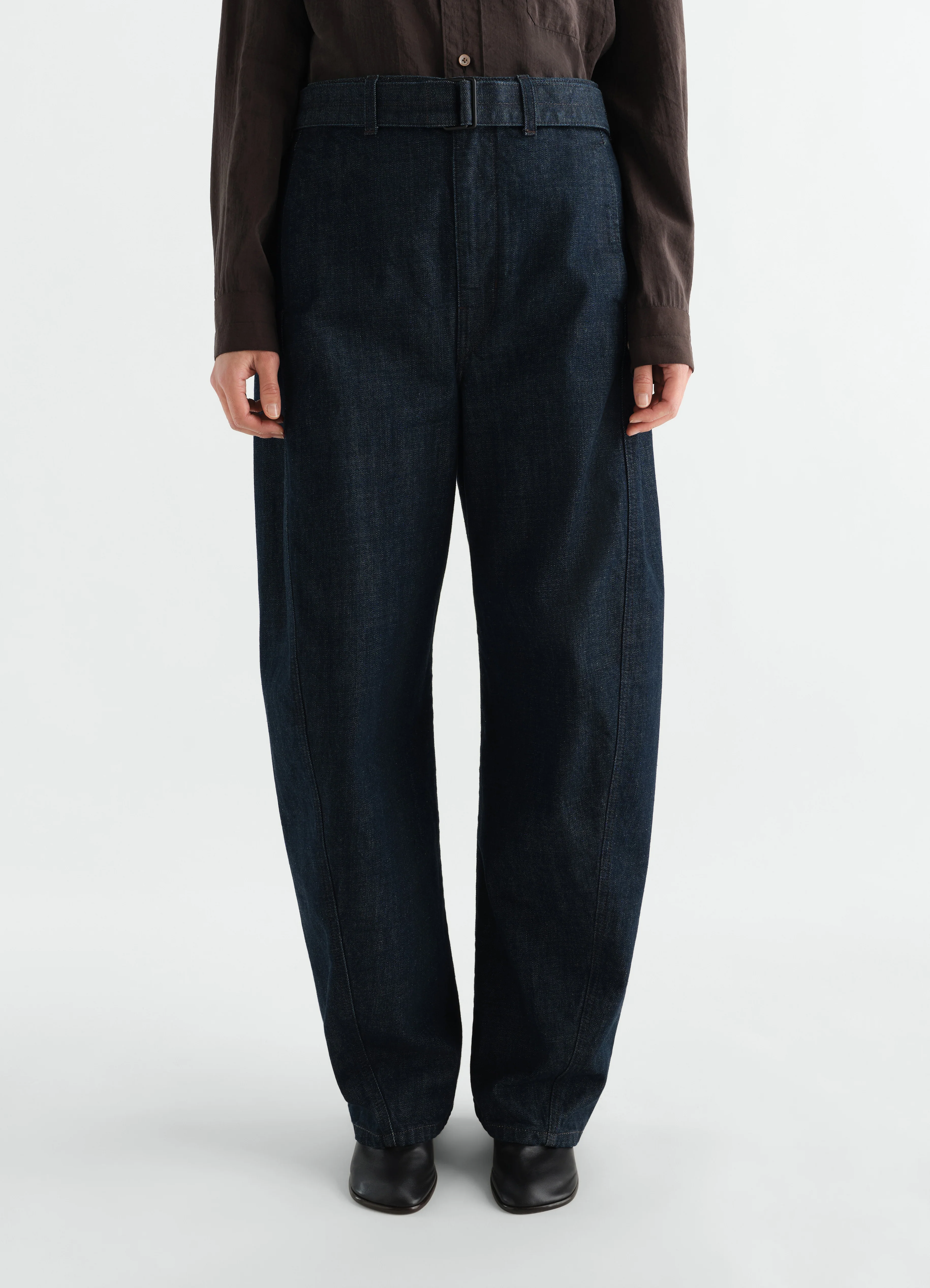 TWISTED BELTED PANTS IN DENIM - Image 3